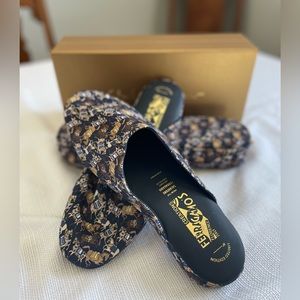New Salvatore Ferragamo Sz 9M Knight Slippers Equestrian Horses Limited Edition